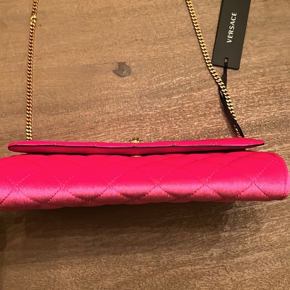 Versace La medusa icon quilted velvet pink Barbie leather crossbody bag NEW - Picture 8 of 9